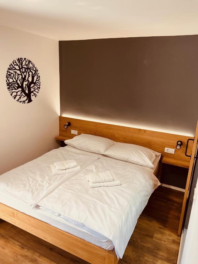 Pjagodic Hotel Cerklje - 5Min To Airport 戈雷尼斯卡地区采尔克列 外观 照片